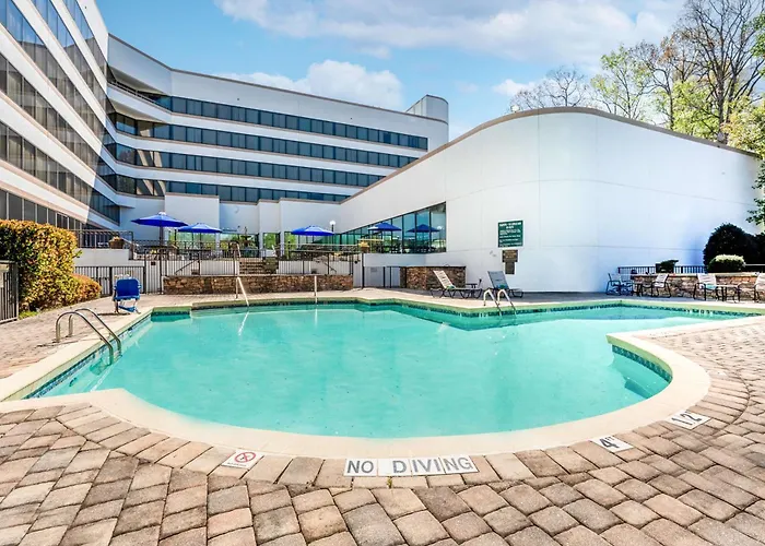 Doubletree By Hilton South Charlotte Tyvola Hotel